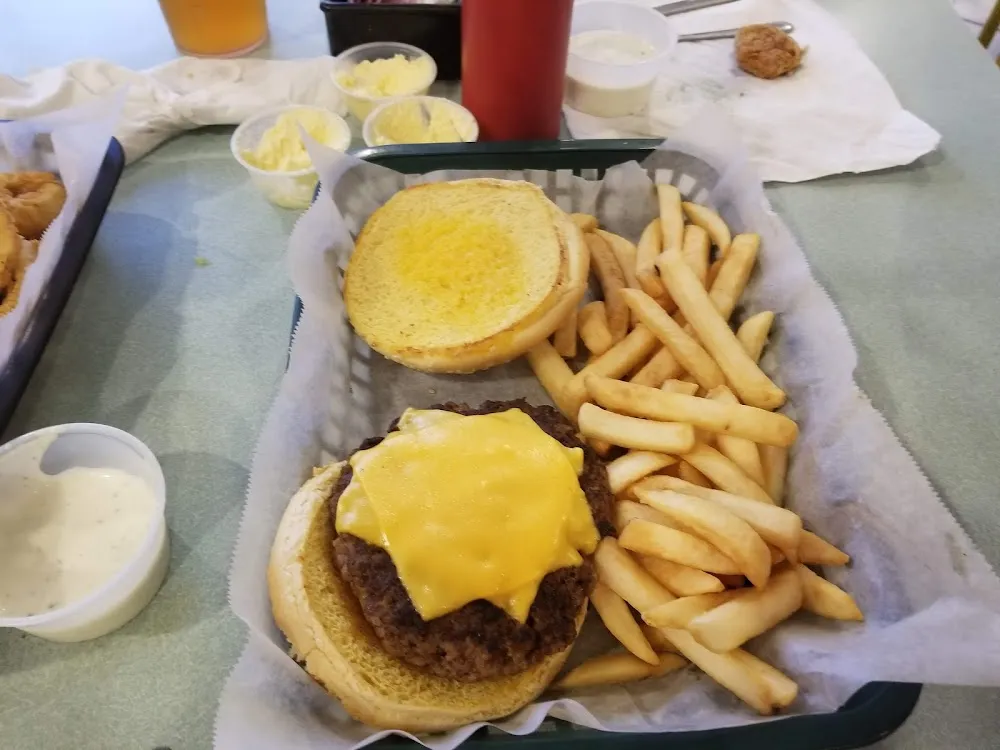 Hamburger Deluxe